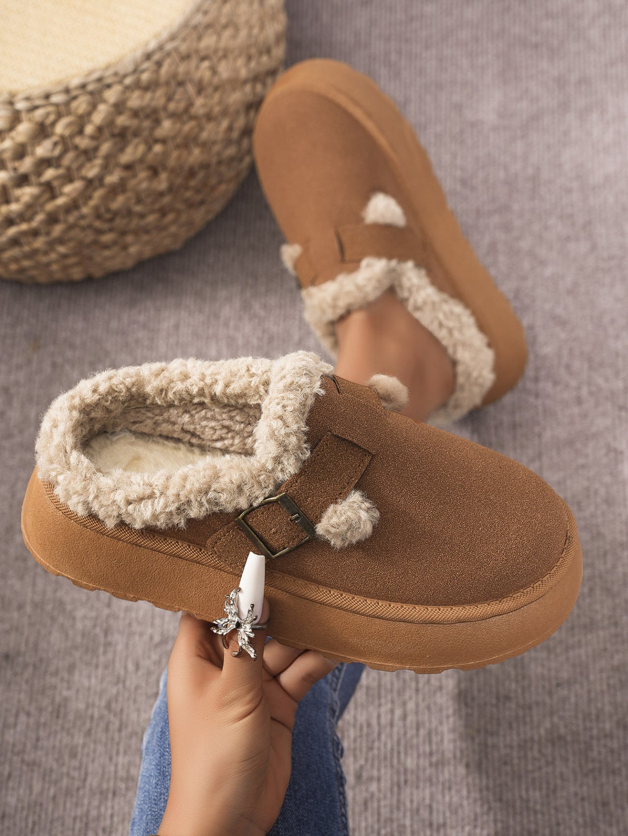 Thermal Fuzzy Buckle Platform Slippers