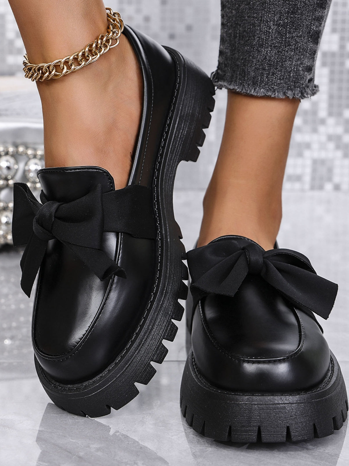 Bow PU Leather Round Toe Loafers