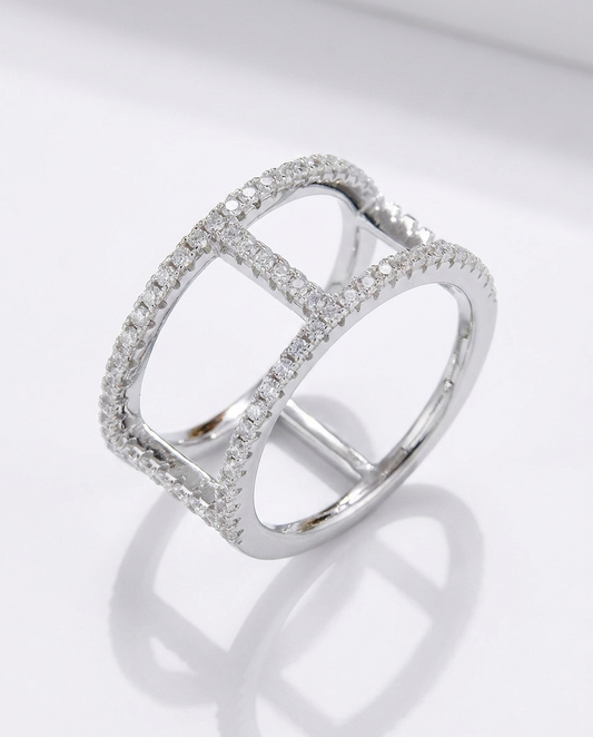 Eivor Moissanite Ring — still-life product shot