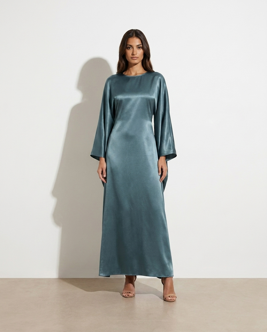 Renske Round Neck Kimono Sleeve Maxi Dress — studio model